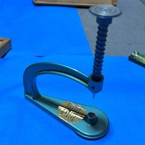 Vintage Brisk-Set rhinestone staple